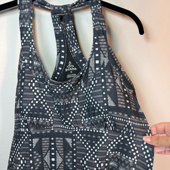 PrAna Cali Athletic Dress Gray Geometric Print Racerback Empire Waist  Sz Medium - Picture 9 of 15